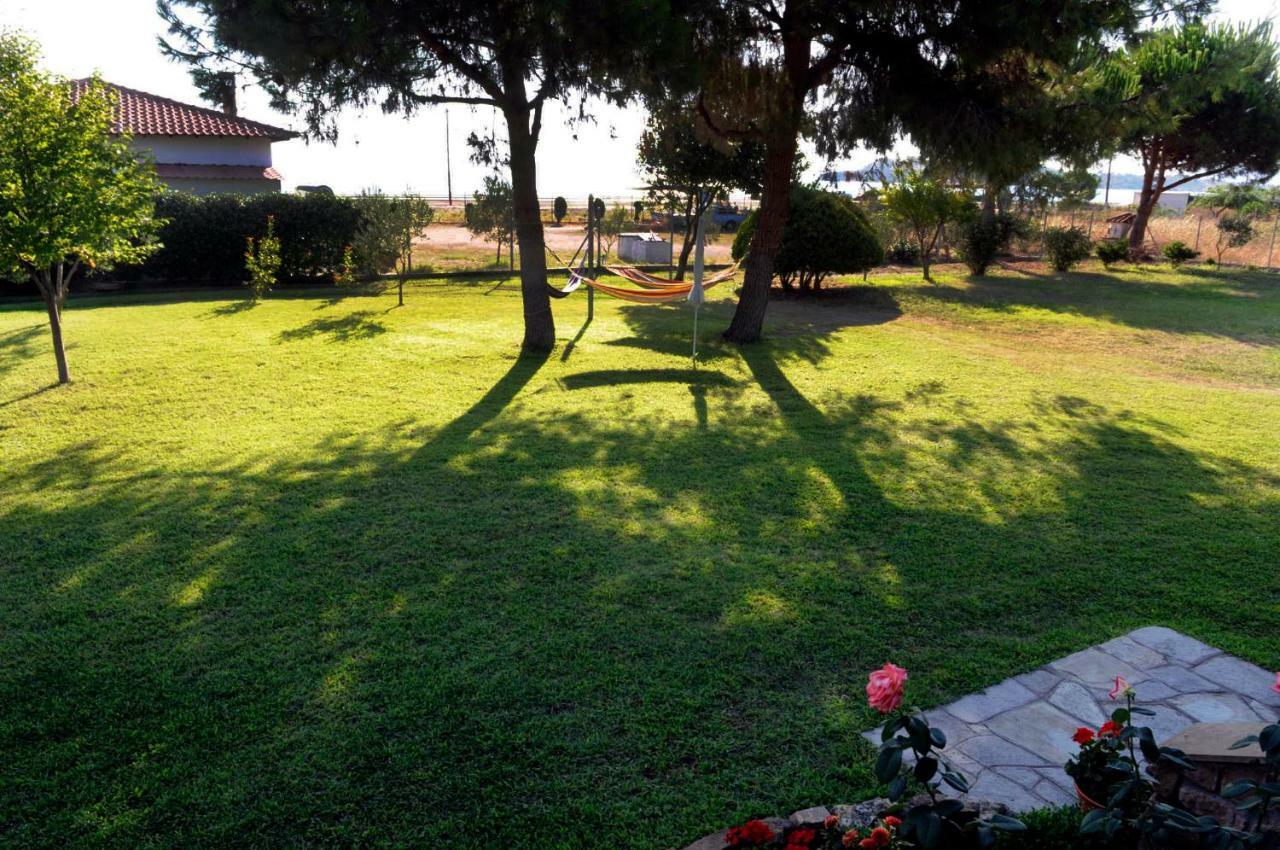 Athos View Villa By The Sea Ormos Panagias Exterior foto